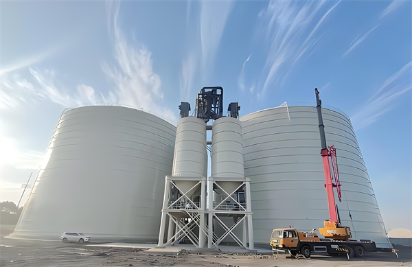 龙城大型钢板库