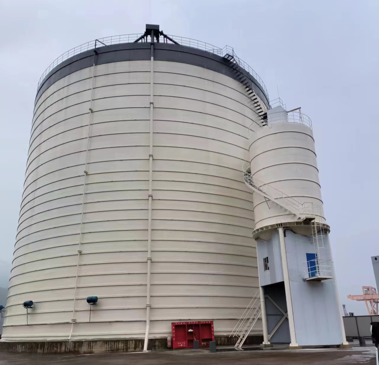 龙城10万吨水泥钢板库